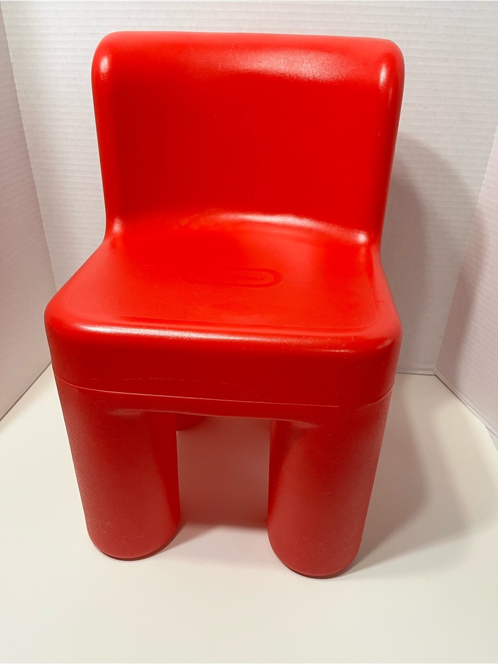 LITTLE TIKES vintage chunky child size chair red